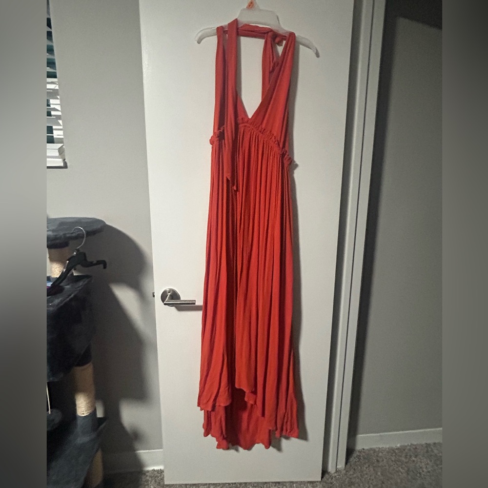 Long orange backless/ strapless dress